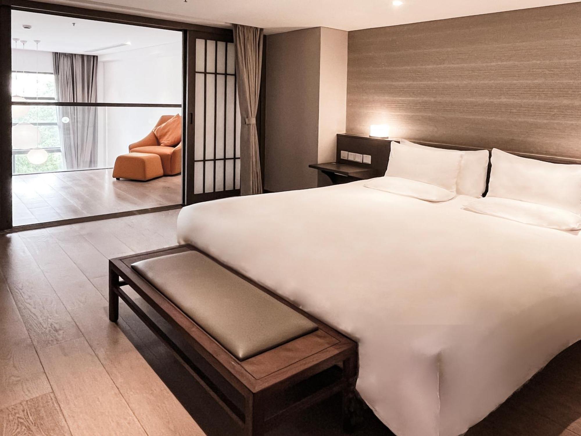 Novotel Hongqiao 4* Shanghai
