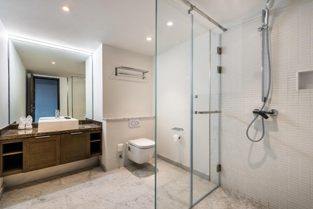 Novotel Hongqiao 4*