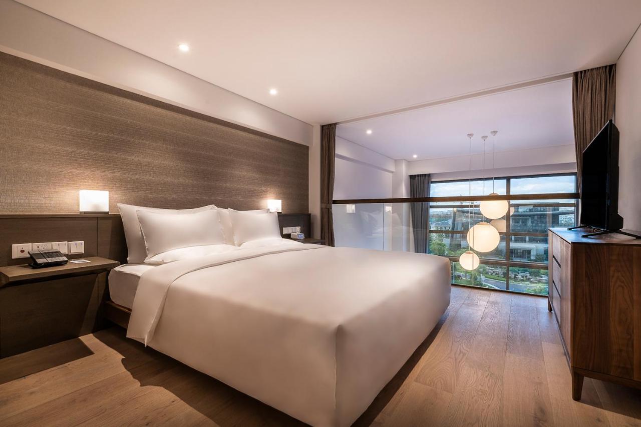 Novotel Hongqiao Hotel